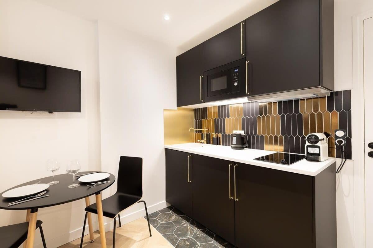 Stockholm Studio - City Center - Фонтенбло Экстерьер фото